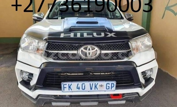 Comprar Usado Toyota Hilux Branco Carro em Maputo em Maputo Comprar Usado Toyota Hilux Branco Carro em Maputo em Maputo