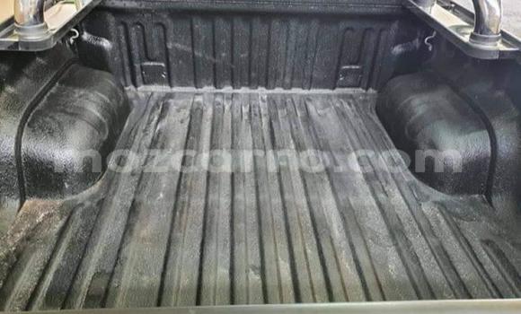 Comprar Usado Toyota Hilux Branco Carro em Maputo em Maputo Comprar Usado Toyota Hilux Branco Carro em Maputo em Maputo