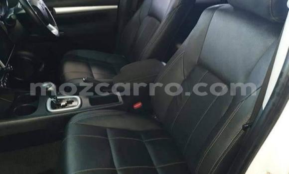 Comprar Usado Toyota Hilux Branco Carro em Maputo em Maputo Comprar Usado Toyota Hilux Branco Carro em Maputo em Maputo