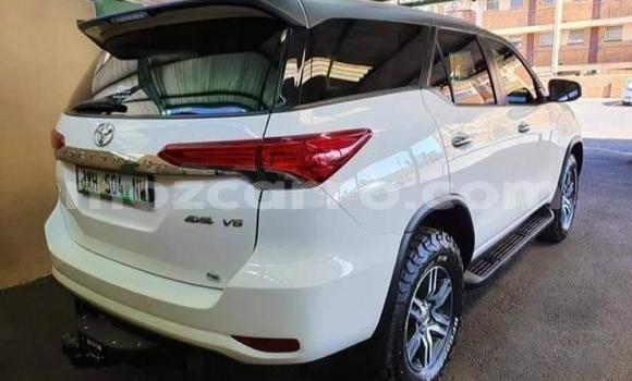 Comprar Usado Toyota Fortuner Branco Carro em Maputo em Maputo Comprar Usado Toyota Fortuner Branco Carro em Maputo em Maputo