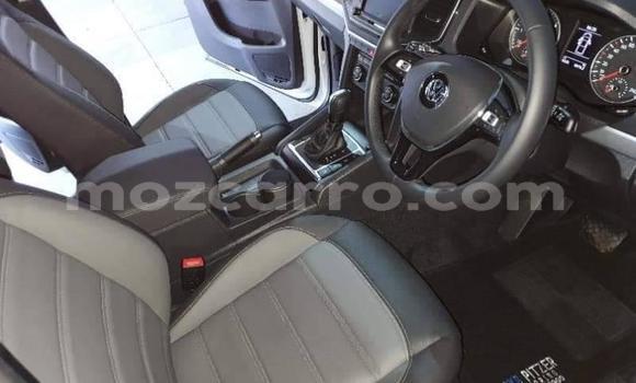 Comprar Usado Volkswagen Amarok Branco Carro em Maputo em Maputo Comprar Usado Volkswagen Amarok Branco Carro em Maputo em Maputo
