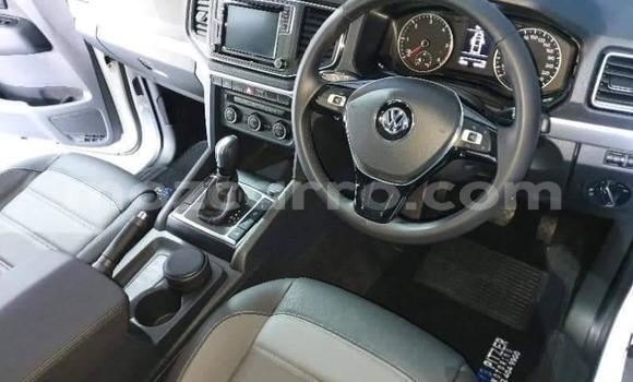Comprar Usado Volkswagen Amarok Branco Carro em Maputo em Maputo Comprar Usado Volkswagen Amarok Branco Carro em Maputo em Maputo