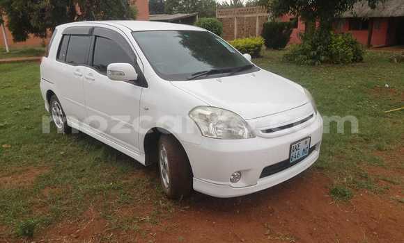 Comprar Usado Toyota Raum Branco Carro em Maputo em Maputo Comprar Usado Toyota Raum Branco Carro em Maputo em Maputo