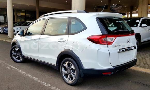 Comprar Usado Honda BR-V Branco Carro em Beira em Sofala Comprar Usado Honda BR-V Branco Carro em Beira em Sofala