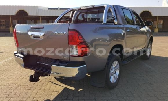 Comprar Usado Toyota Hilux De outros Carro em Maputo em Maputo Comprar Usado Toyota Hilux De outros Carro em Maputo em Maputo