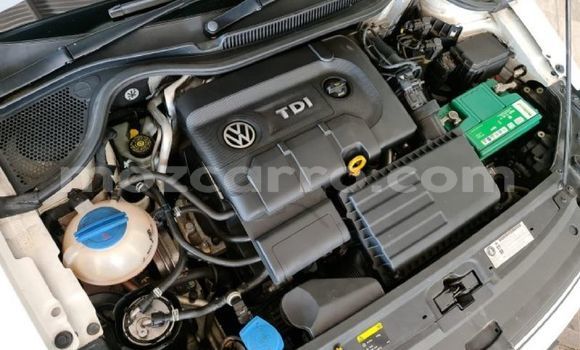 Comprar Usado Volkswagen Polo Branco Carro em Maputo em Maputo Comprar Usado Volkswagen Polo Branco Carro em Maputo em Maputo