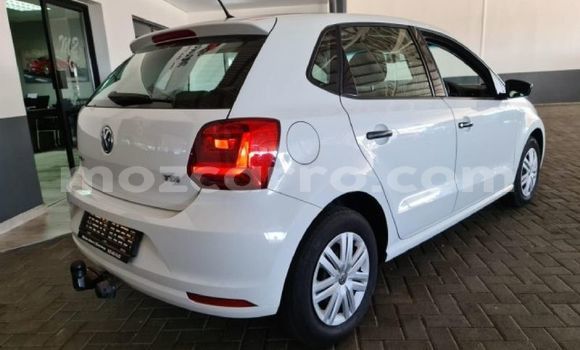 Comprar Usado Volkswagen Polo Branco Carro em Maputo em Maputo Comprar Usado Volkswagen Polo Branco Carro em Maputo em Maputo