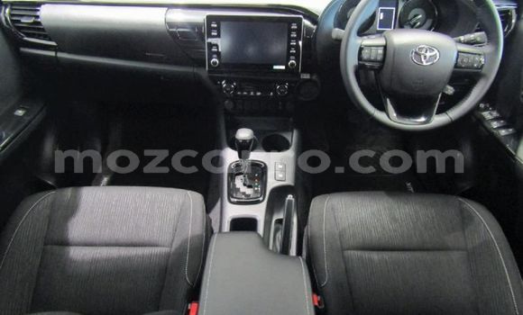 Tenga Tsaru Toyota Hilux Chena Mota in Maputo in Maputo Tenga Tsaru Toyota Hilux Chena Mota in Maputo in Maputo