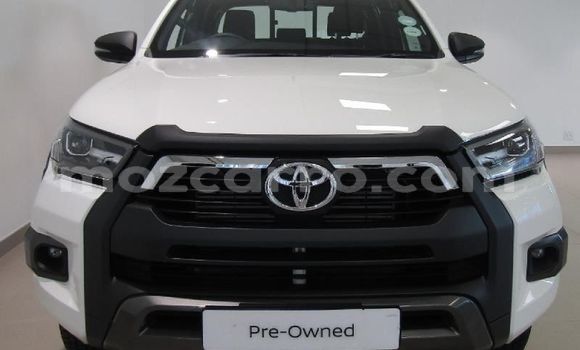 Tenga Tsaru Toyota Hilux Chena Mota in Maputo in Maputo Tenga Tsaru Toyota Hilux Chena Mota in Maputo in Maputo