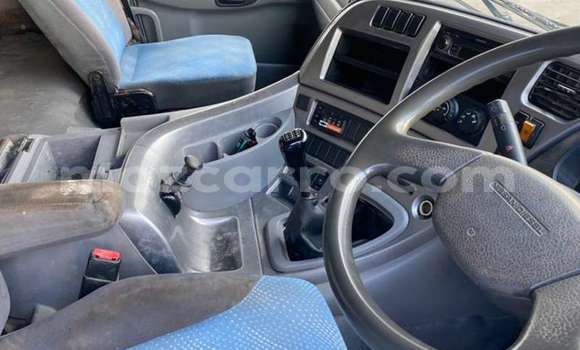 Comprar Usado Nissan UD Branco Caminhão em Maputo em Maputo Comprar Usado Nissan UD Branco Caminhão em Maputo em Maputo