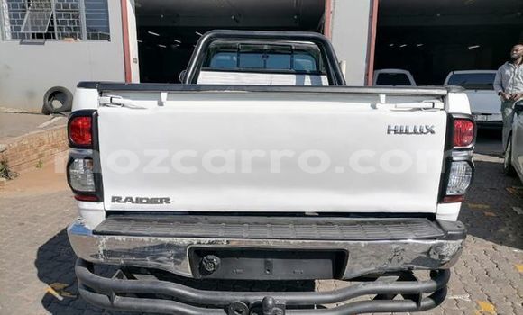 Comprar Usado Toyota Hilux Branco Carro em Maputo em Maputo Comprar Usado Toyota Hilux Branco Carro em Maputo em Maputo
