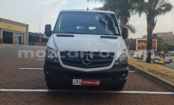 Comprar Usado Mercedes-Benz 740Li Branco Carro em Maputo em Maputo Comprar Usado Mercedes-Benz 740Li Branco Carro em Maputo em Maputo