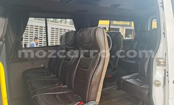 Comprar Usado Mercedes-Benz 740Li Branco Carro em Maputo em Maputo Comprar Usado Mercedes-Benz 740Li Branco Carro em Maputo em Maputo