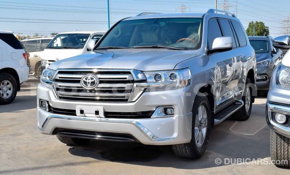 Comprar Importar Toyota Land Cruiser De outros Carro em Import - Dubai em Cabo Delgado Comprar Importar Toyota Land Cruiser De outros Carro em Import - Dubai em Cabo Delgado