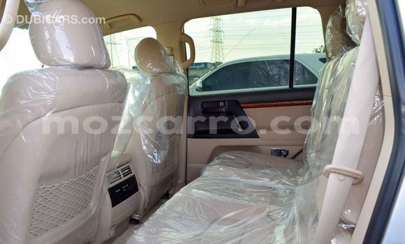 Comprar Importar Toyota Land Cruiser De outros Carro em Import - Dubai em Cabo Delgado Comprar Importar Toyota Land Cruiser De outros Carro em Import - Dubai em Cabo Delgado
