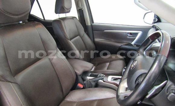 Tenga Tsaru Toyota Fortuner Bhurawuni Mota in Maputo in Maputo Tenga Tsaru Toyota Fortuner Bhurawuni Mota in Maputo in Maputo