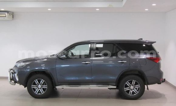 Tenga Tsaru Toyota Fortuner Bhurawuni Mota in Maputo in Maputo Tenga Tsaru Toyota Fortuner Bhurawuni Mota in Maputo in Maputo
