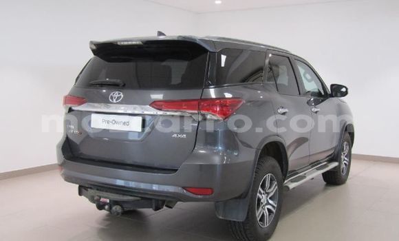 Tenga Tsaru Toyota Fortuner Bhurawuni Mota in Maputo in Maputo Tenga Tsaru Toyota Fortuner Bhurawuni Mota in Maputo in Maputo