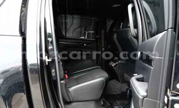Comprar Usado Toyota Hiluxe Revo Preto Carro em Maputo em Maputo Comprar Usado Toyota Hiluxe Revo Preto Carro em Maputo em Maputo