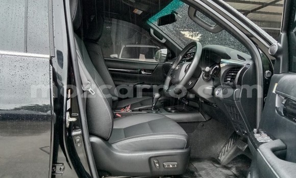 Comprar Usado Toyota Hiluxe Revo Preto Carro em Maputo em Maputo Comprar Usado Toyota Hiluxe Revo Preto Carro em Maputo em Maputo