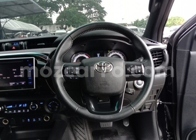 Big with watermark toyota hiluxe revo maputo maputo 11252