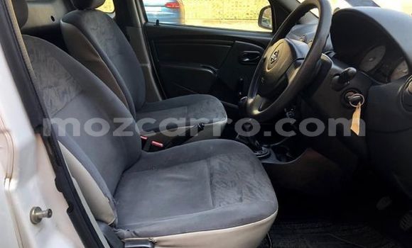 Comprar Usado Nissan Pickup Branco Carro em Maputo em Maputo Comprar Usado Nissan Pickup Branco Carro em Maputo em Maputo