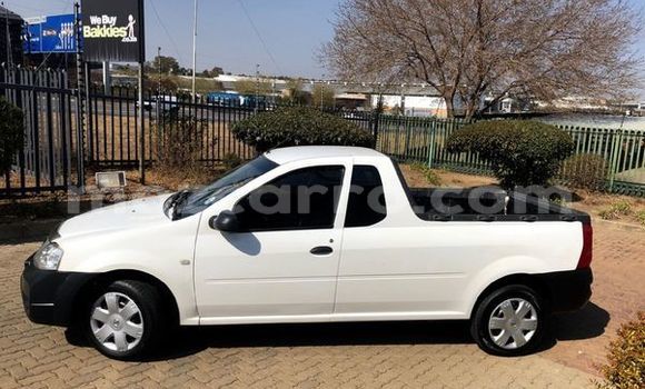 Comprar Usado Nissan Pickup Branco Carro em Maputo em Maputo Comprar Usado Nissan Pickup Branco Carro em Maputo em Maputo