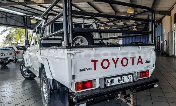 Comprar Usado Toyota Land Cruiser Castanho Carro em Maputo em Maputo Comprar Usado Toyota Land Cruiser Castanho Carro em Maputo em Maputo
