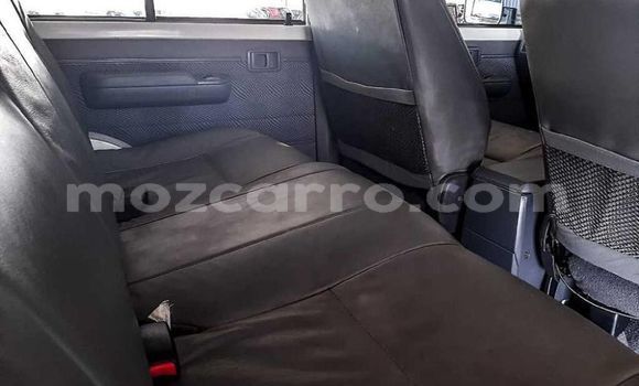 Comprar Usado Toyota Land Cruiser Castanho Carro em Maputo em Maputo Comprar Usado Toyota Land Cruiser Castanho Carro em Maputo em Maputo