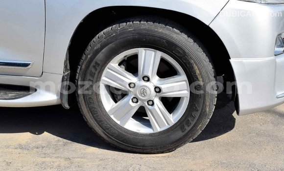 Comprar Importar Toyota Land Cruiser De outros Carro em Import - Dubai em Cabo Delgado Comprar Importar Toyota Land Cruiser De outros Carro em Import - Dubai em Cabo Delgado