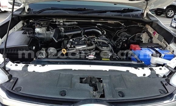Comprar Usado Toyota Hilux Branco Carro em Maputo em Maputo Comprar Usado Toyota Hilux Branco Carro em Maputo em Maputo