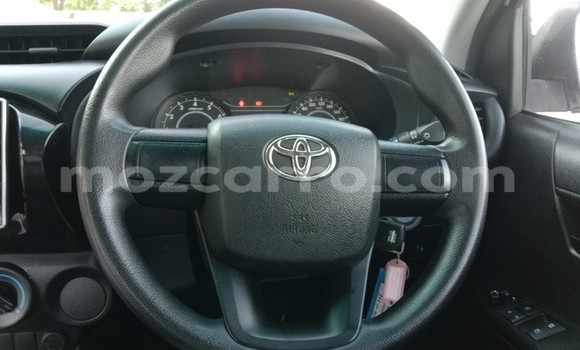 Comprar Usado Toyota Hilux Branco Carro em Maputo em Maputo Comprar Usado Toyota Hilux Branco Carro em Maputo em Maputo