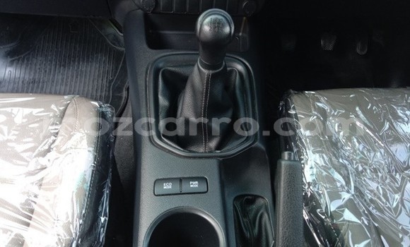 Comprar Usado Toyota Hilux Branco Carro em Maputo em Maputo Comprar Usado Toyota Hilux Branco Carro em Maputo em Maputo