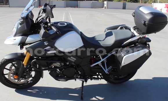 Buy Used Suzuki V-Strom White Bike in Maputo in Maputo Buy Used Suzuki V-Strom White Bike in Maputo in Maputo