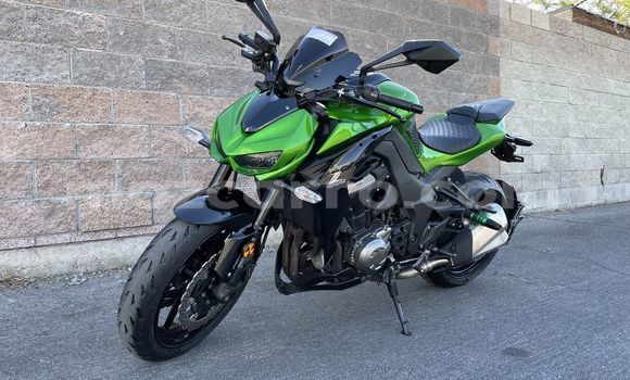Buy Used Kawasaki Z 1000 Green Bike in Maputo in Maputo