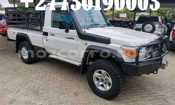 Comprar Usado Toyota Land Cruiser Branco Carro em Maputo em Maputo Comprar Usado Toyota Land Cruiser Branco Carro em Maputo em Maputo