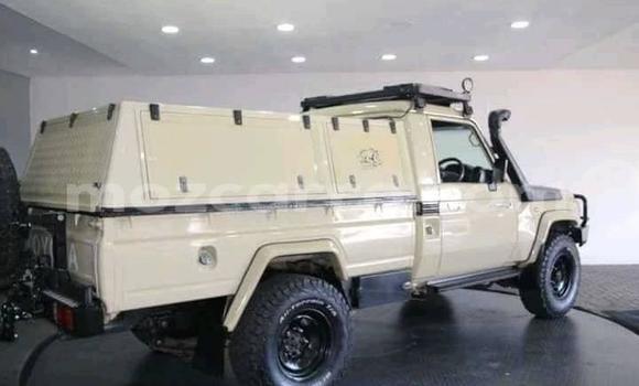 Comprar Usado Toyota Land Cruiser De outros Carro em Maputo em Maputo Comprar Usado Toyota Land Cruiser De outros Carro em Maputo em Maputo