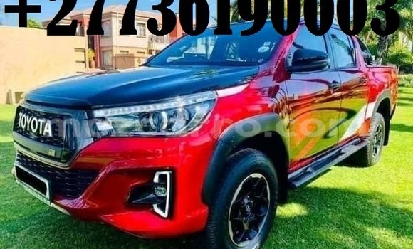 Comprar Usado Toyota Hilux Vermelho Carro em Maputo em Maputo