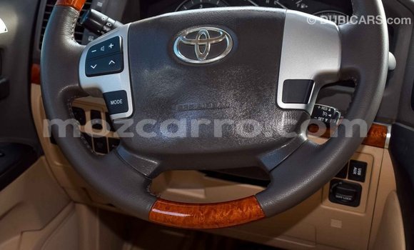 Tenga Imported Toyota Land Cruiser Nhema Mota in Import - Dubai in Cabo Delgado Tenga Imported Toyota Land Cruiser Nhema Mota in Import - Dubai in Cabo Delgado