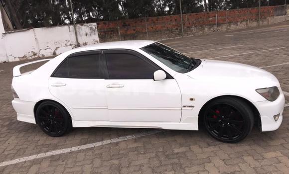 Nunua Ilio tumika Toyota Altezza Nyeupe Gari ndani ya Maputo nchini Maputo Nunua Ilio tumika Toyota Altezza Nyeupe Gari ndani ya Maputo nchini Maputo