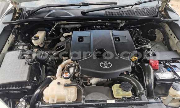 Nunua Ilio tumika Toyota Hiluxe Revo Nyeupe Gari ndani ya Maputo nchini Maputo Nunua Ilio tumika Toyota Hiluxe Revo Nyeupe Gari ndani ya Maputo nchini Maputo