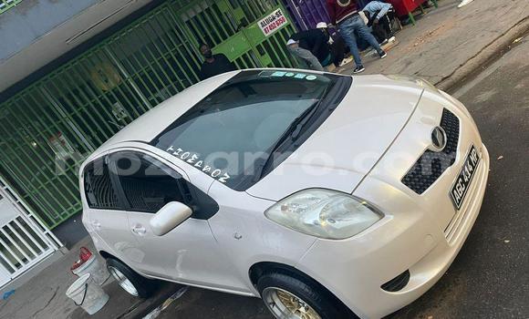 Nunua Ilio tumika Toyota Vitz Nyeupe Gari ndani ya Maputo nchini Maputo Nunua Ilio tumika Toyota Vitz Nyeupe Gari ndani ya Maputo nchini Maputo