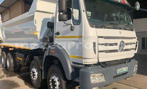 Comprar Usado DAF CF Branco Caminhão em Maputo em Maputo Comprar Usado DAF CF Branco Caminhão em Maputo em Maputo