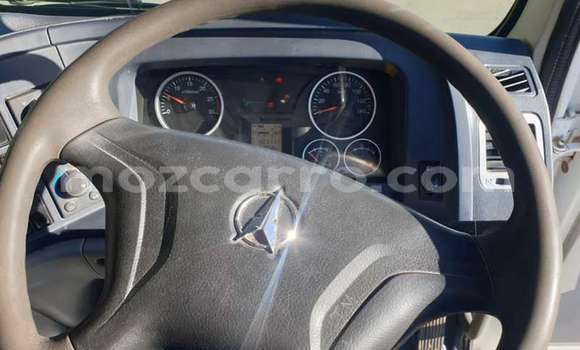 Comprar Usado DAF CF Branco Caminhão em Maputo em Maputo Comprar Usado DAF CF Branco Caminhão em Maputo em Maputo
