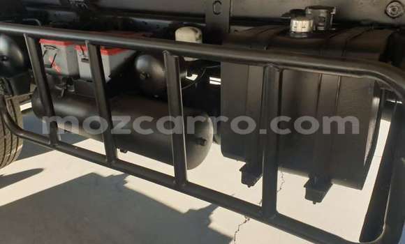 Comprar Usado DAF CF Branco Caminhão em Maputo em Maputo Comprar Usado DAF CF Branco Caminhão em Maputo em Maputo