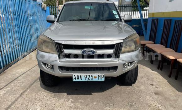 Buy Used Ford Ranger White Car in Maputo in Maputo