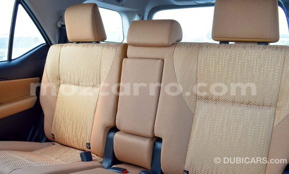 Comprar Importar Toyota Fortuner Branco Carro em Import - Dubai em Cabo Delgado Comprar Importar Toyota Fortuner Branco Carro em Import - Dubai em Cabo Delgado