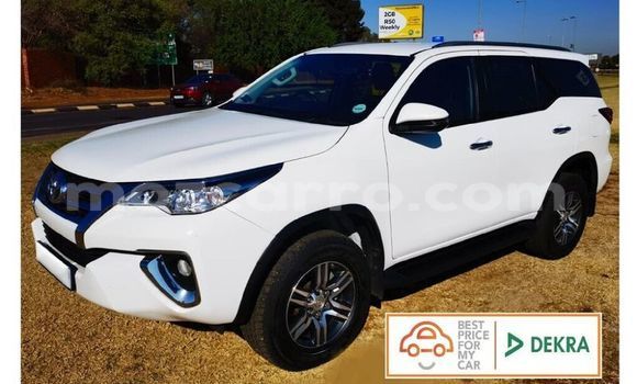 Buy Used Toyota Fortuner White Car in Maputo in Maputo Buy Used Toyota Fortuner White Car in Maputo in Maputo