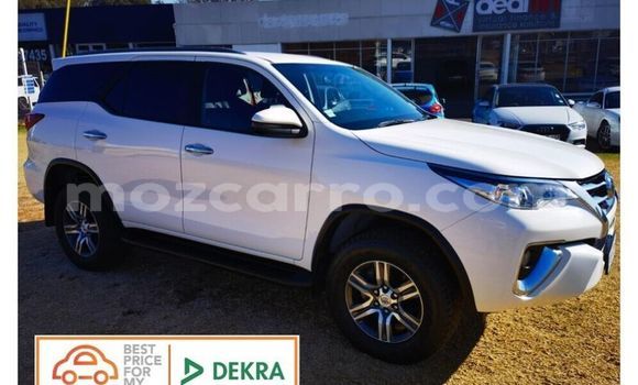 Buy Used Toyota Fortuner White Car in Maputo in Maputo Buy Used Toyota Fortuner White Car in Maputo in Maputo