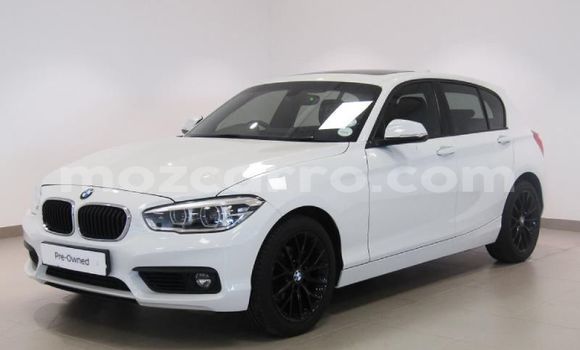 Buy Used BMW 1-Series White Car in Maputo in Maputo